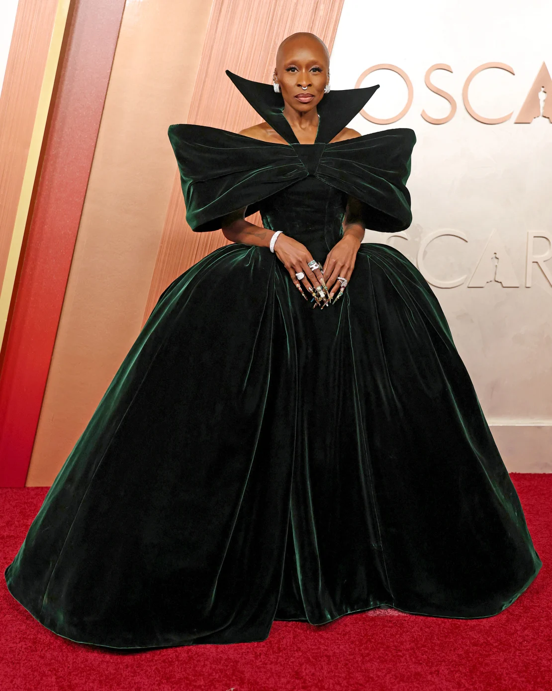 Cynthia tại Thảm đỏ Oscar 2025