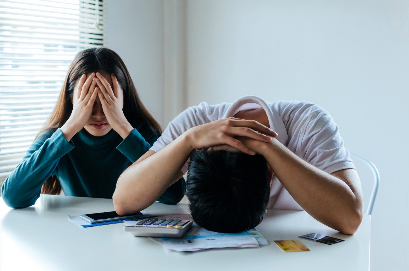 tại sao nói nhẫn kỷ niệm ngày cưới gắn kết vượt mọi thay đổi - ảnh 2