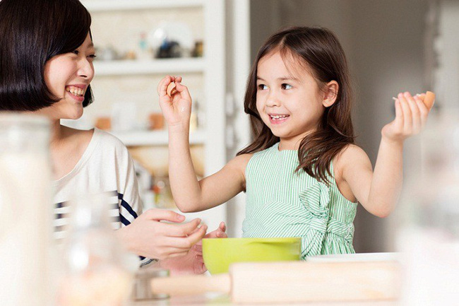 Muốn con c&aacute;i tiến bộ nhanh, cha mẹ n&ecirc;n n&oacute;i những c&acirc;u n&agrave;y mỗi ng&agrave;y
